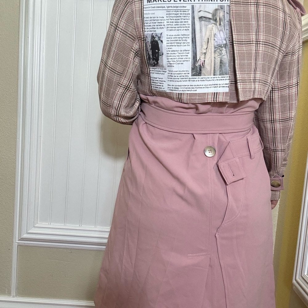 Trench coat,pink trench coat, designer trench coat - Picture 6 of 14